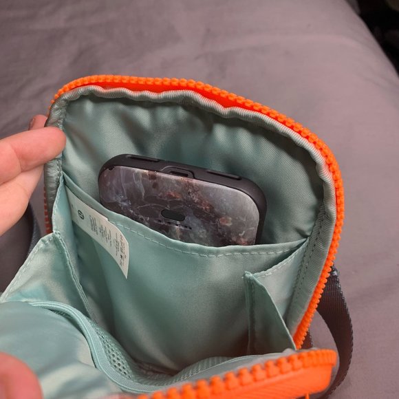 Lululemon Easy Access Crossbody Bag NWT O/S (ATGN/TIDT) Orange Green - Picture 11 of 13